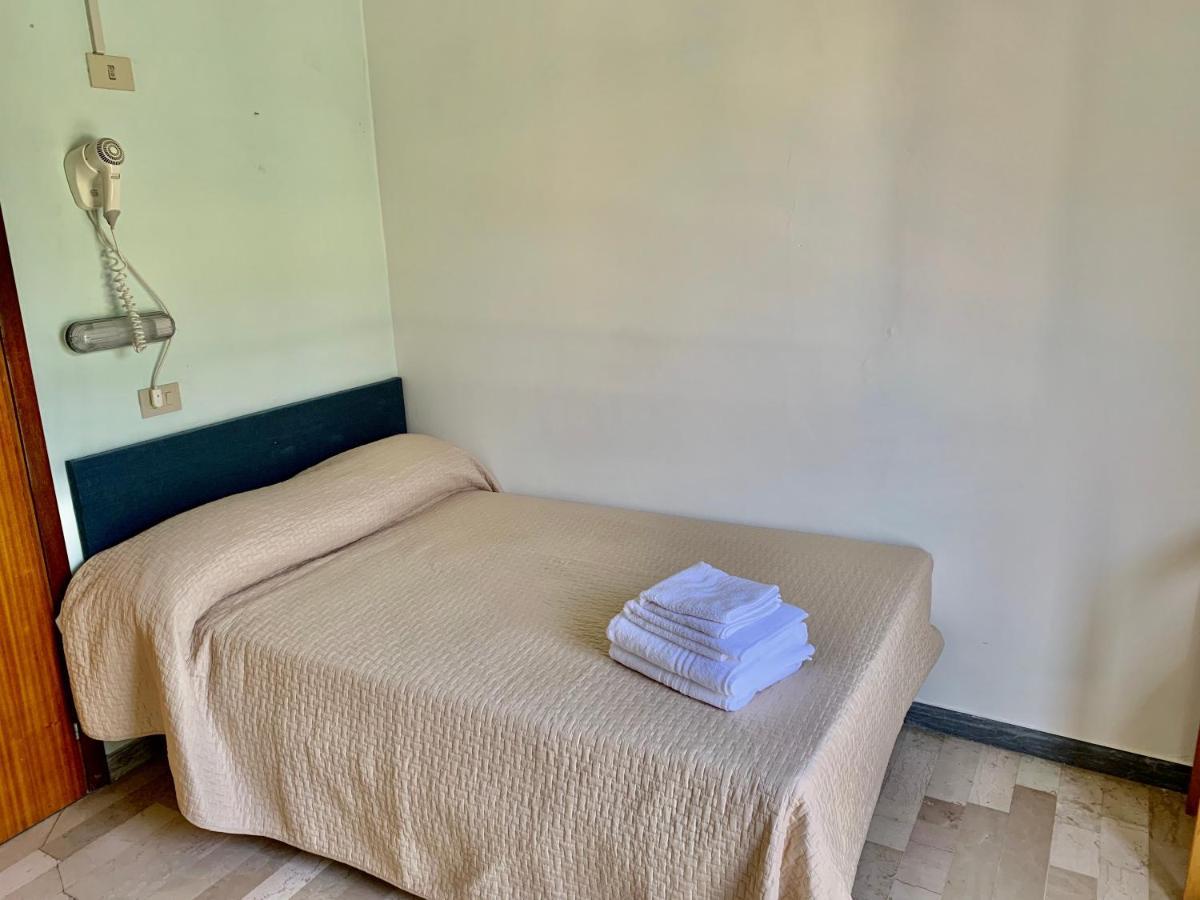 Hotel Levante Convenzionato Oltremare E Italia In Miniatura Ριτσόνε Εξωτερικό φωτογραφία