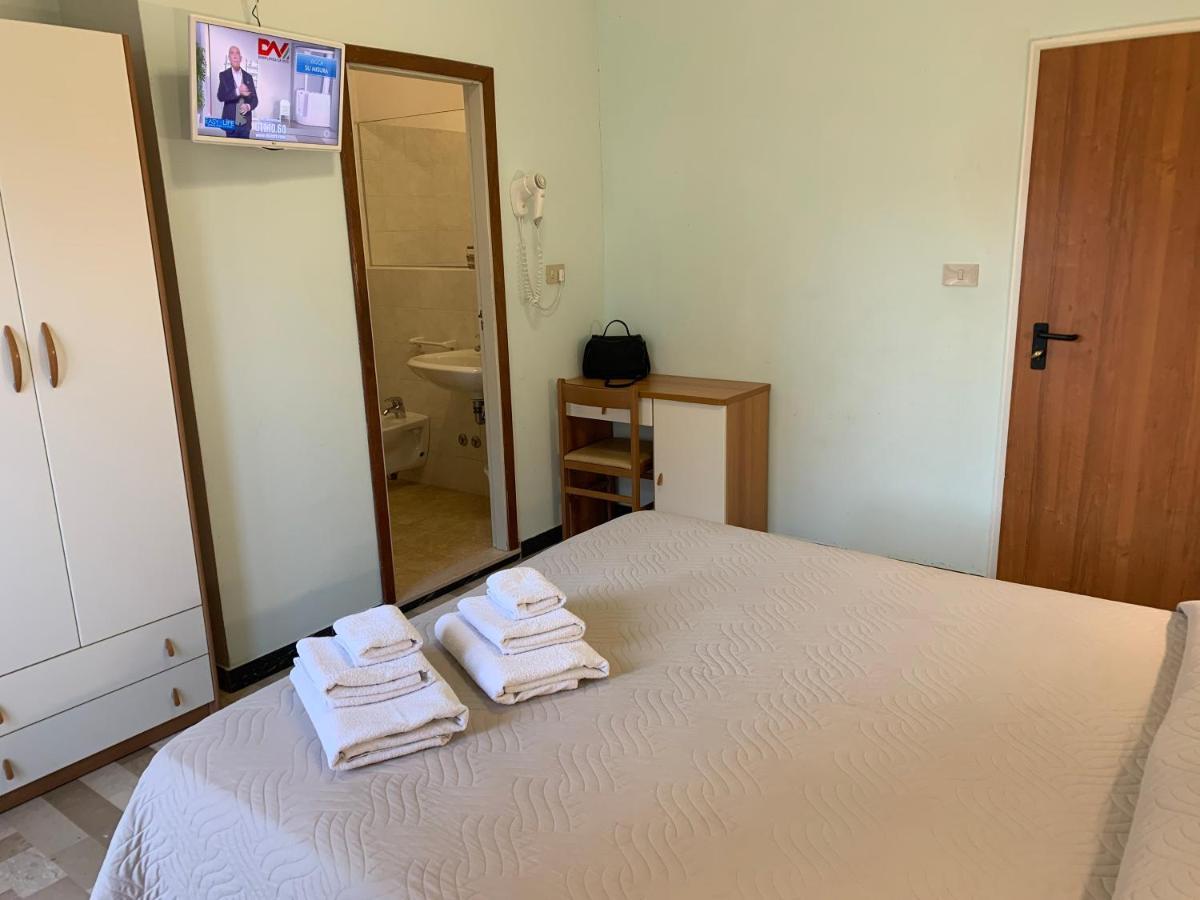 Hotel Levante Convenzionato Oltremare E Italia In Miniatura Ριτσόνε Εξωτερικό φωτογραφία